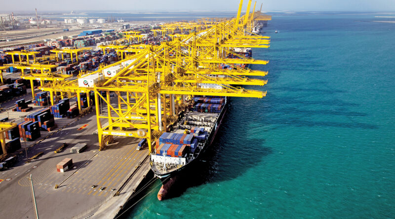 مجموعة موانئ دبي: جميع عمليات ميناء جبل علي تواصل عملياتها بصورة طبيعية